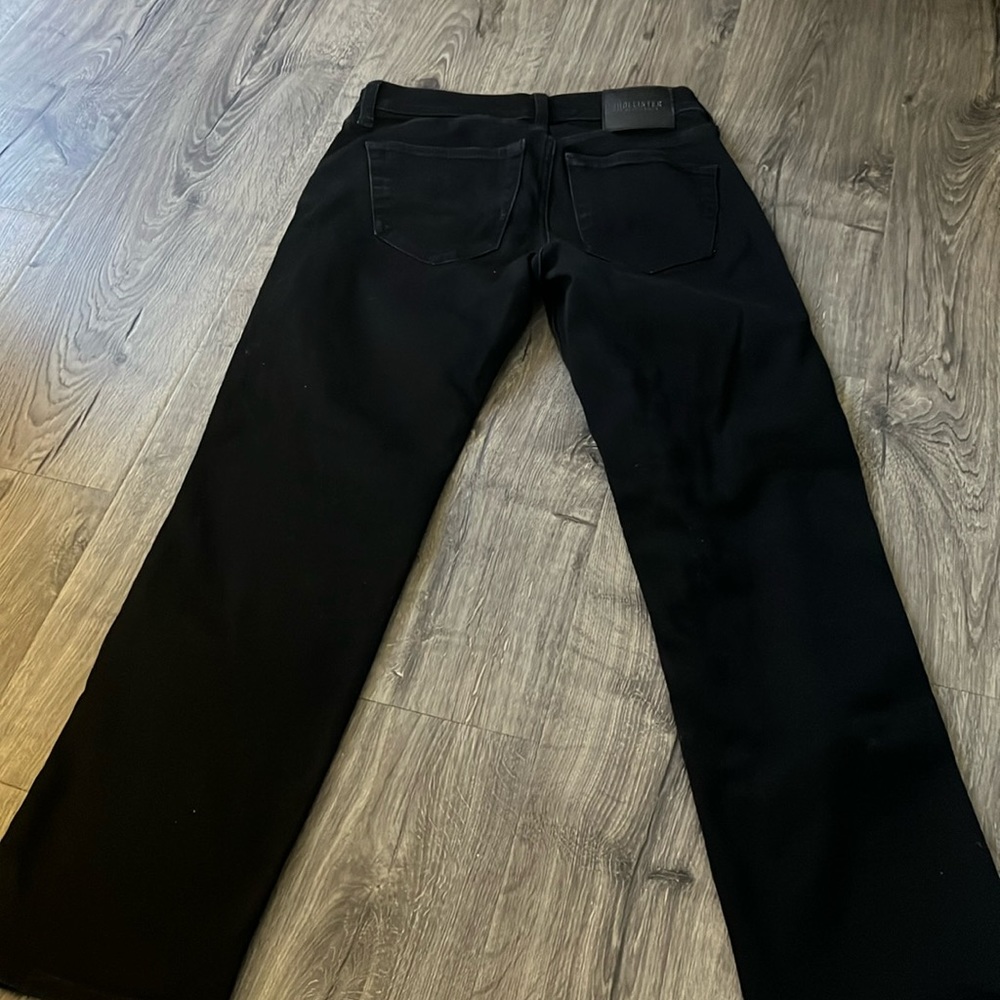 MENS hollister STRAIGHT black jeans size 26 w L 30 - like new